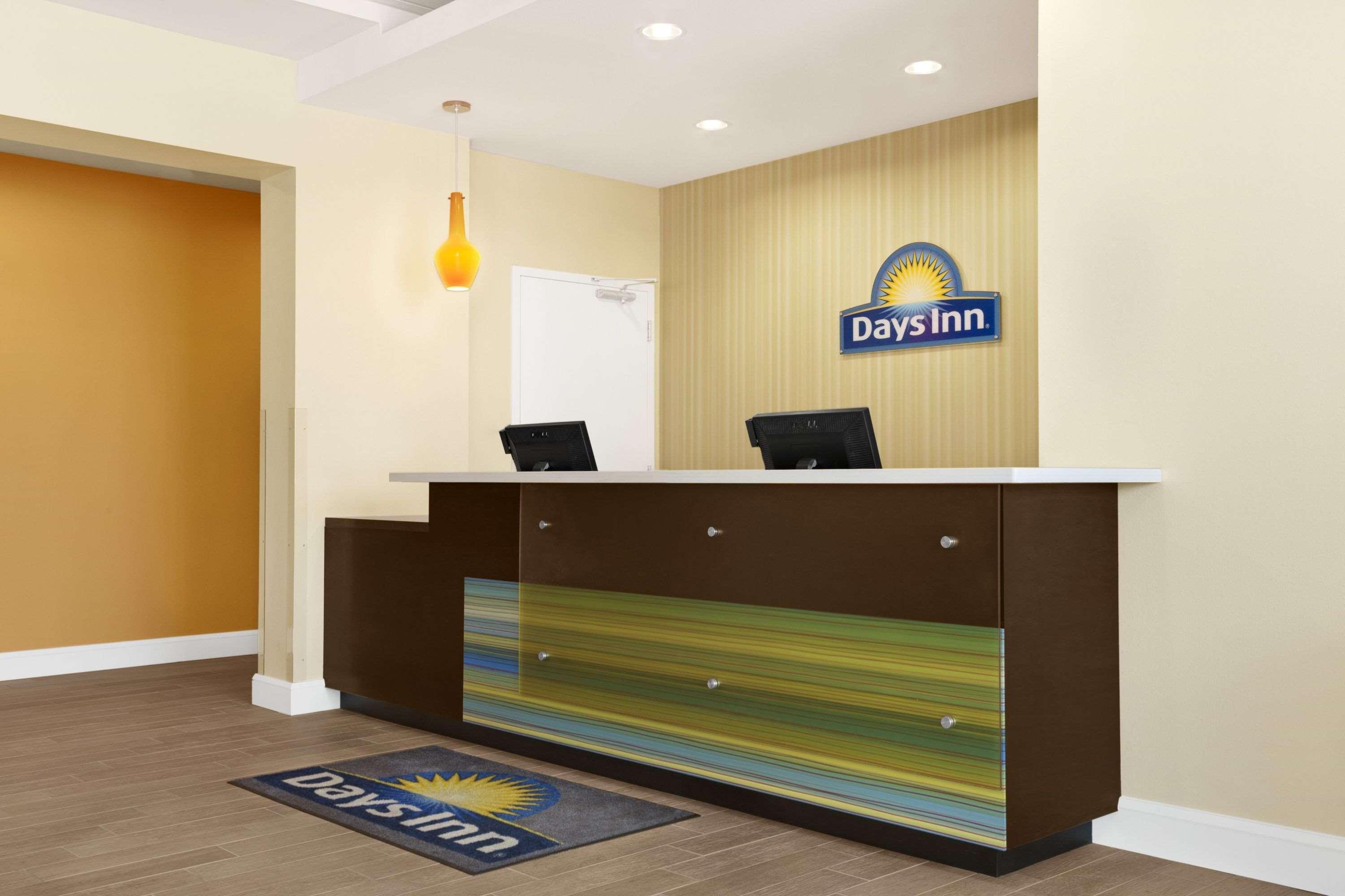 Spark By Hilton Victoria Buitenkant foto